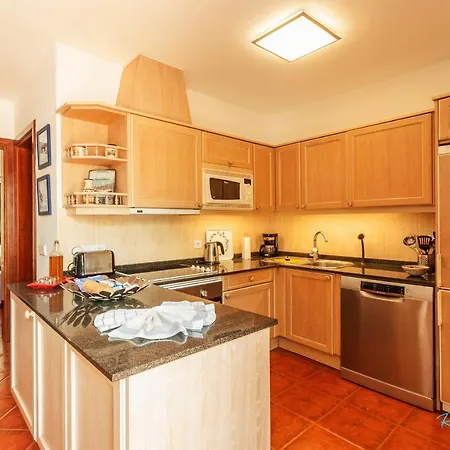 Stunning 2-bed In Playa Blanca Playa Blanca (Lanzarote)