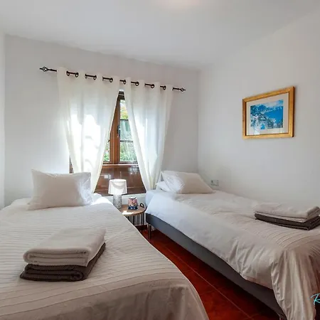 Villa Stunning 2-bed In Playa Blanca