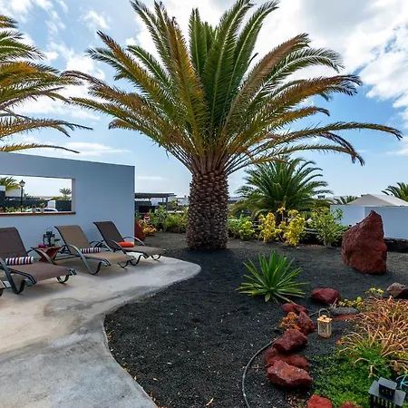 Stunning 2-bed In Playa Blanca Villa Playa Blanca (Lanzarote)